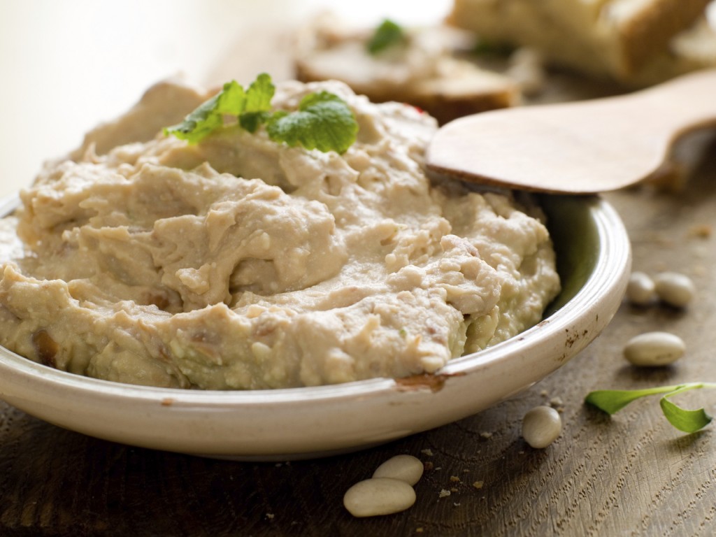 Recipe Chickpea and hazelnut dip LITTLEROCK